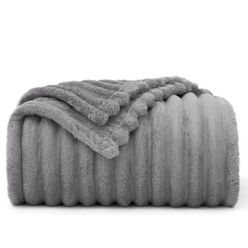 Bedsure Get Cozy Chunky Corduroy Blanket Grey Queen 90x90 New with Tags